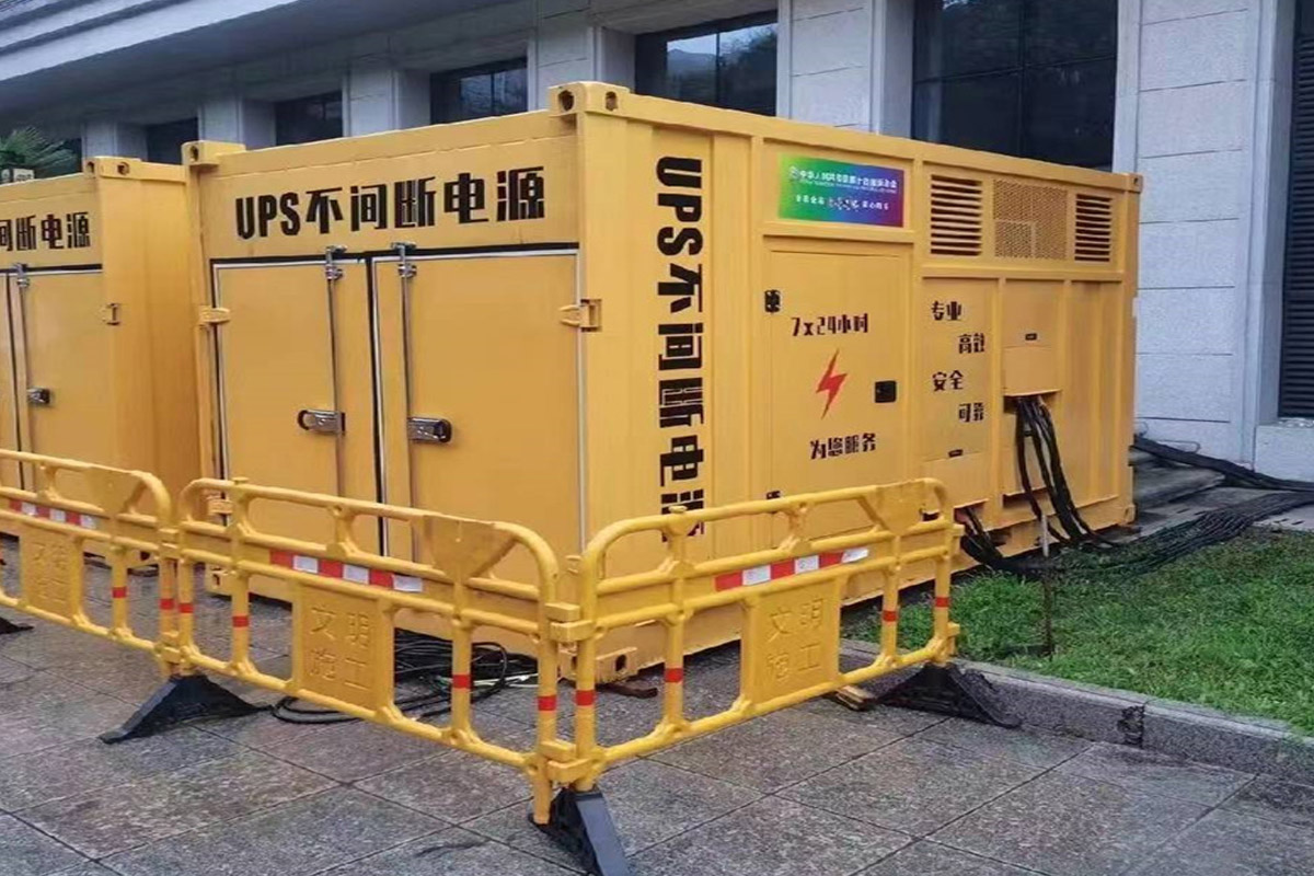 魏都发电机租赁施工现场